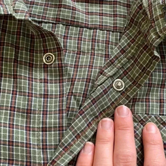 Urban Outfitters // Army Green  Plaid Button Shirt - Picture 4 of 5
